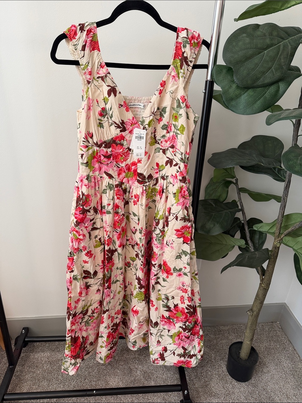 Abercrombie & Fitch Cream Floral V-Neck Girls' Sundress with Pink and Red Blooms